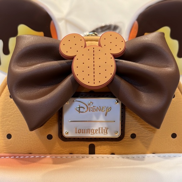 Loungefly | Bags | Loungefly Exclusive Disney Minnie Mouse Smores ...